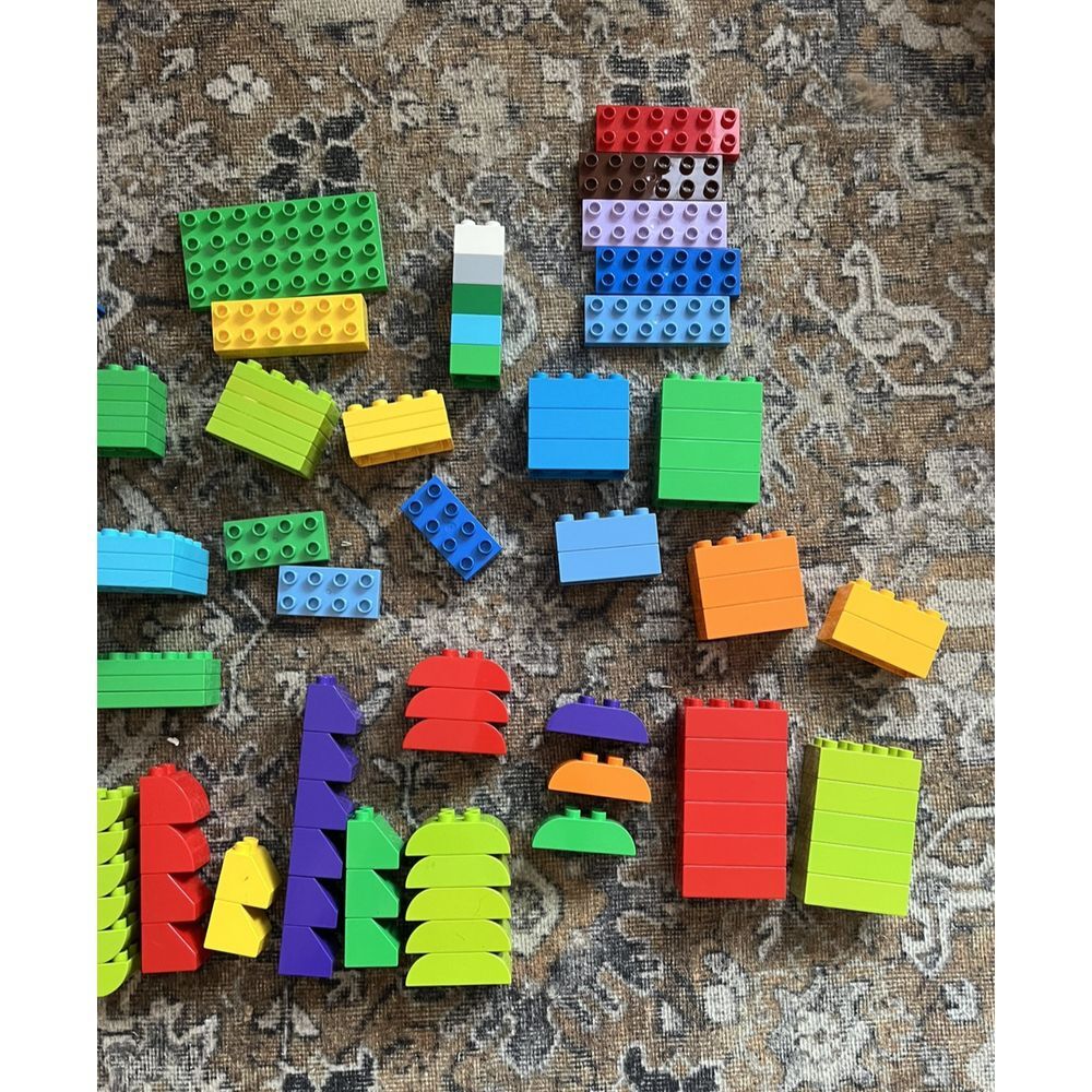 Lego DUPLO Lot BUILDING BLOCKS BRICKS Multicolor Slopes Curves Arch 161 Pieces - Picture 5 of 5